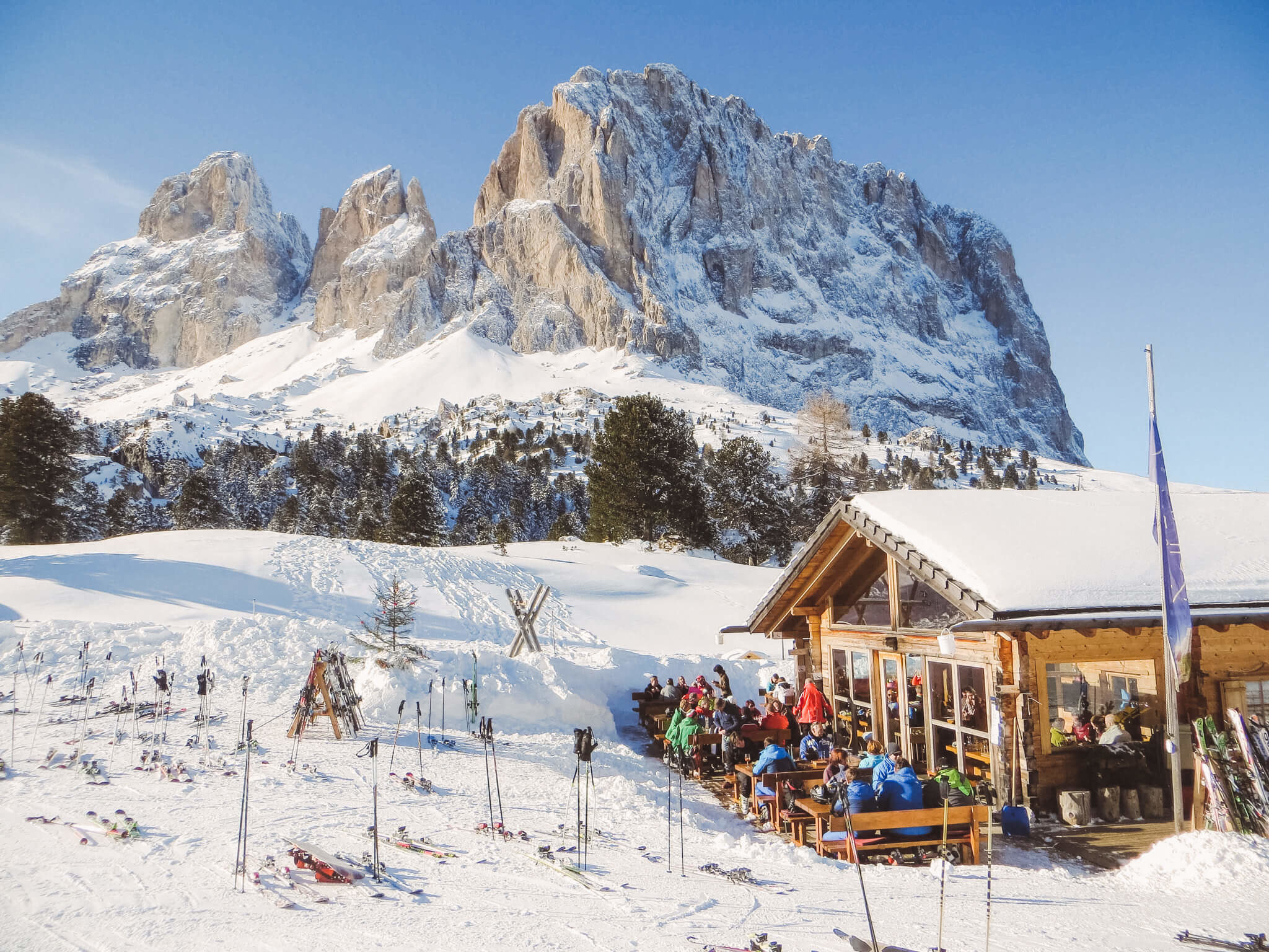 malga-passo-sella-2048x1536